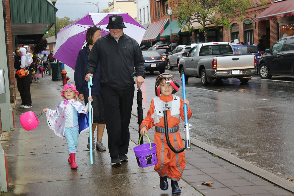 Halloween Trick or Treat Downtown Morganton 2019-9573.JPG